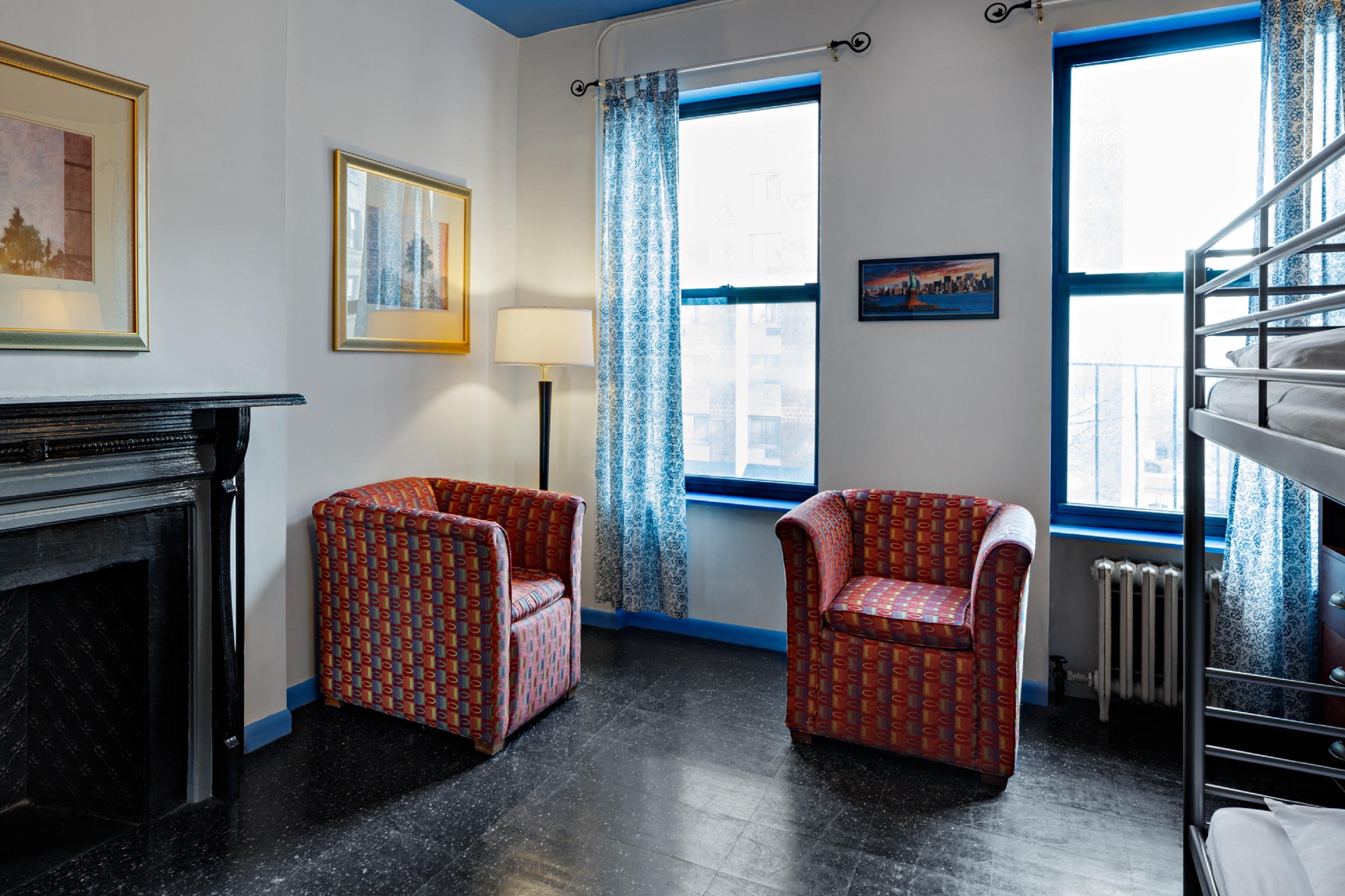 Central Park West Hostal